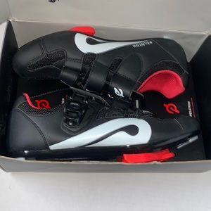 Brand New in original box! Peleton bike shoes!